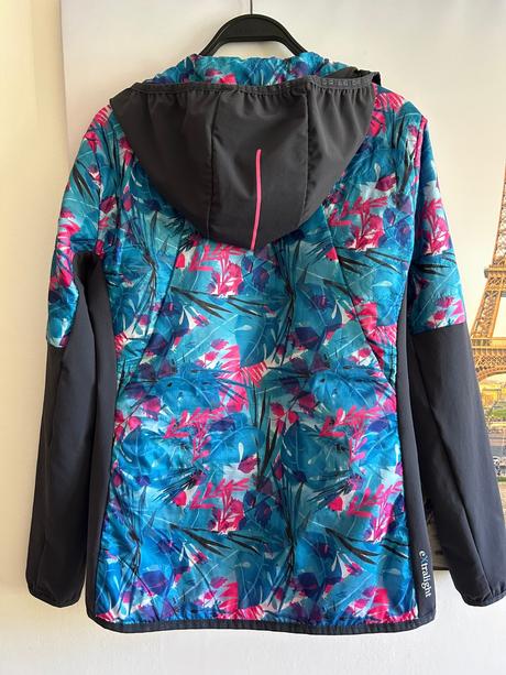 Prémiová vodotesná bunda zn.cmp veľ.l, cmp,l