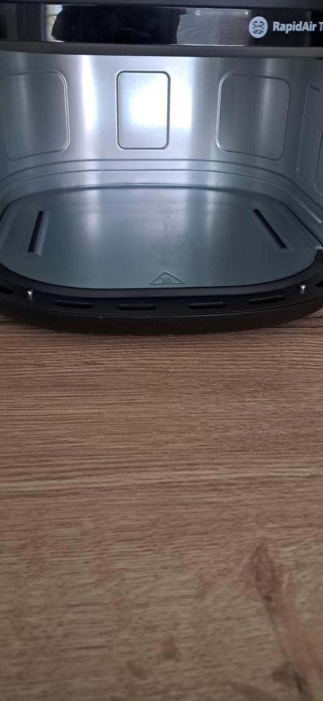 Ponúkam na predaj teplovzdušné fritézu, philips