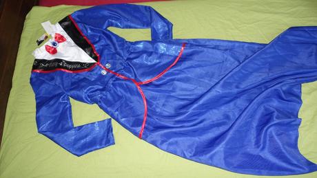 Novy kostym na karneval mary poppins od george,