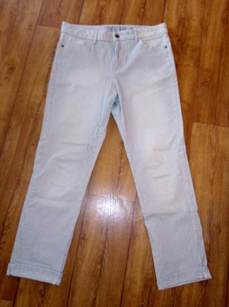 Pruhovane nohavice hrubsie 40/42dobry stav, marks & spencer,42