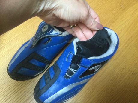 Pohodlne nepreslapane tenisky na suchy zips, clarks,30