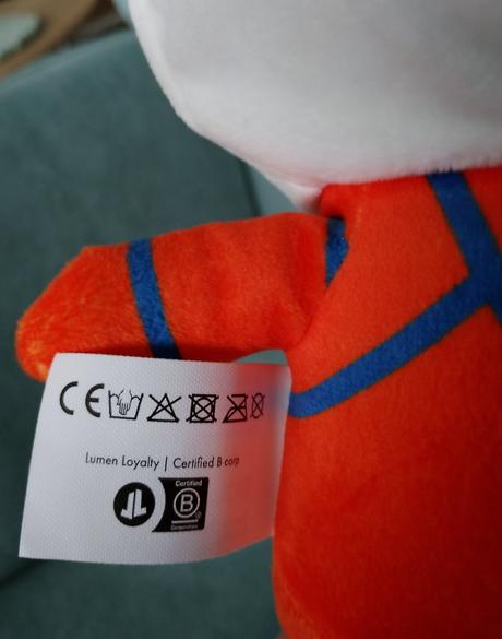 Vesmírna misia - vesmírny zajac s nápisom nasa, 