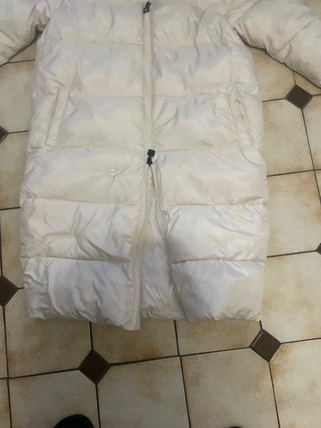 Ellesee dlha bunda, m