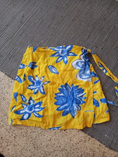 Zavinovacia sukňa, 34