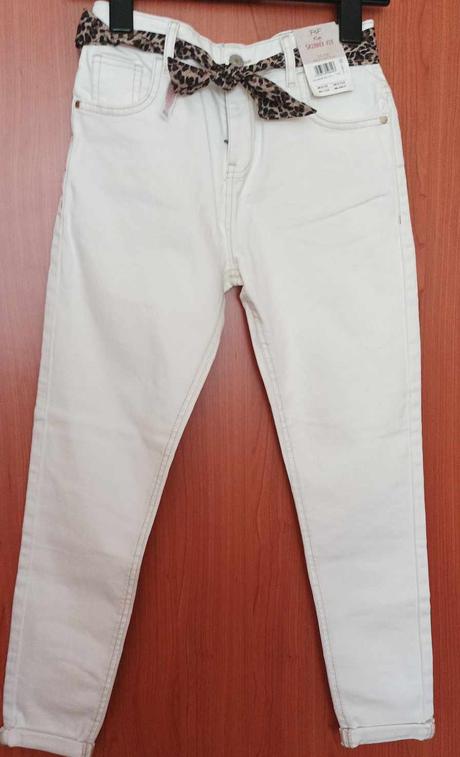 Biele dievčenské rifle, f&f,134