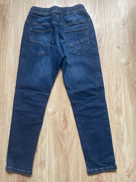 Nohavice, reserved,146