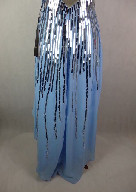 Kvalitné spoločenské šaty, 38