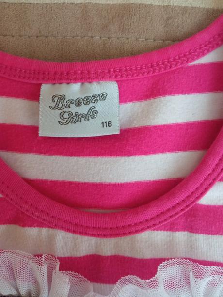 Tylové pásikové šaty s motýlikom a perličkami, 116