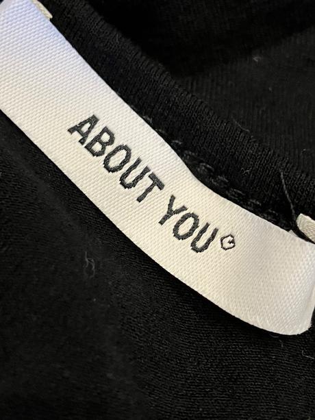 Dámske body s tylom čierne, s