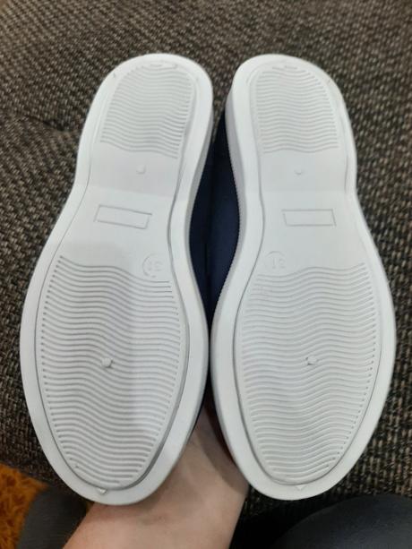 Slip-on topánky, 31