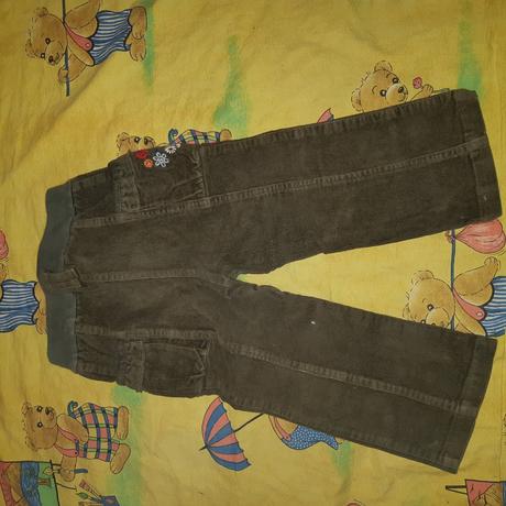 Dievcenske nohavice, 98