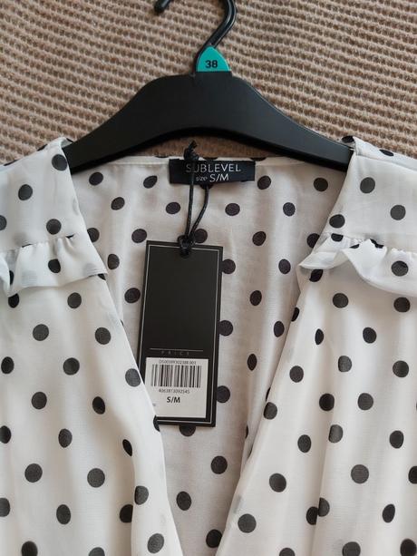 Bodkované šaty,veľ.s/m, m / s