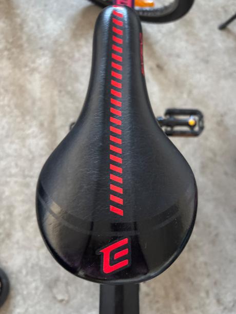 Predam dievcensky bicykel, dema,20