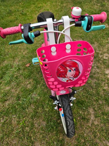 Dievčenský bicykel, 14