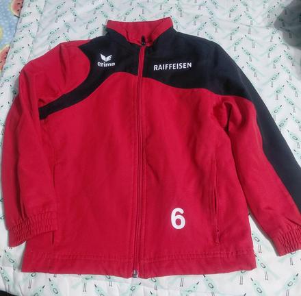 Tenka sportova bunda, 128