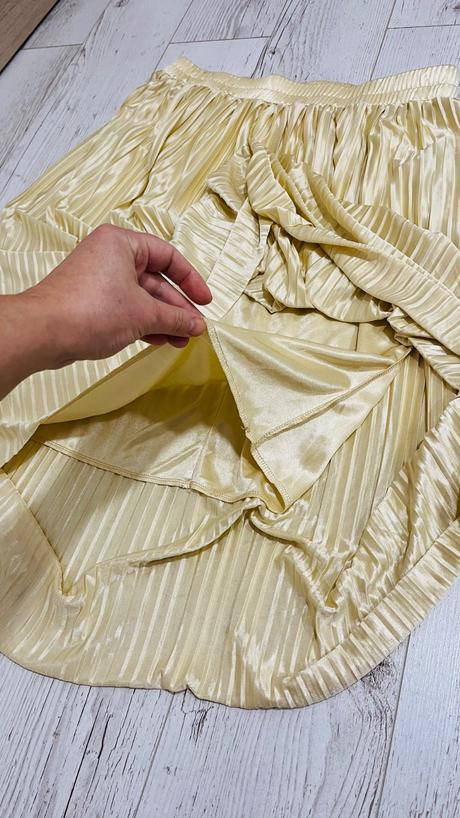 3/4 skladana sukna 44, gate,xxl