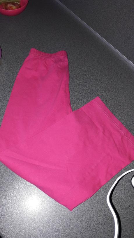 Pyzamkove nohavice, 122