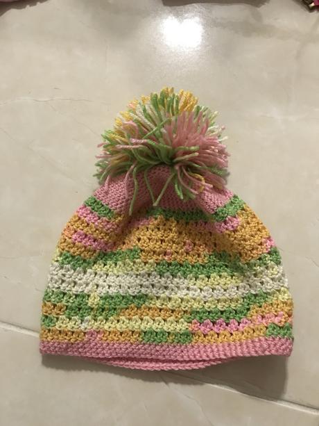 Nenosena čiapka , 80