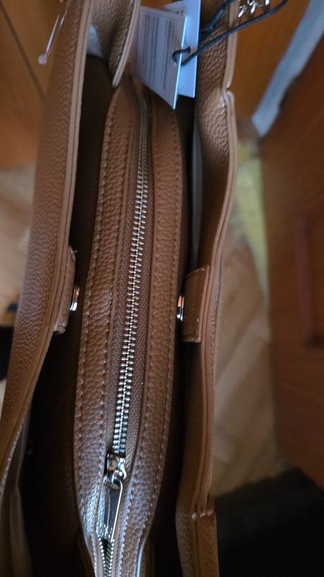 Kabelka hneda stredne velka, nine west