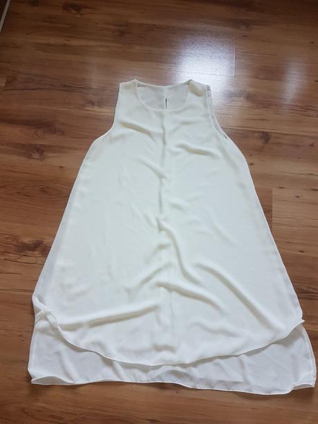 Krásne padavé šaty, l