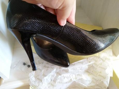 Čierne lakovane lodicky, 39