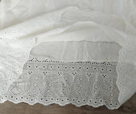 Biele šaty s výšivkou, xl