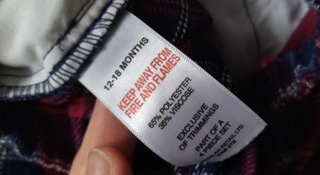 Hrubšie šortky k pančuškam, 86