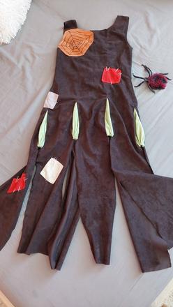 Karneval.maska - pavucie "saty", xs
