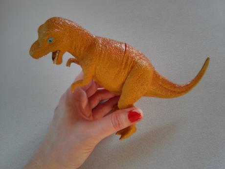 Plastový dinosaurus, 