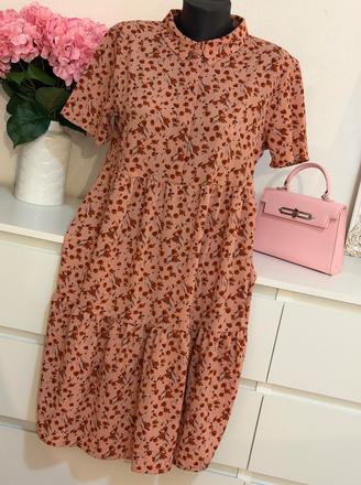 Romantické midi šaty jdy - jemný kvetinový vzor, 38