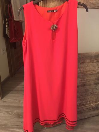 Šaty spoločenske, s