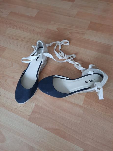 Dámske sandále, 38