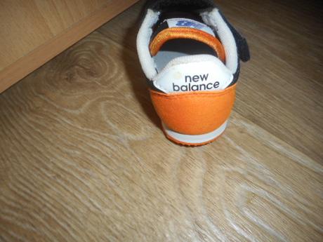 Botasky- new balance - 23,5 /us 7, new balance,23