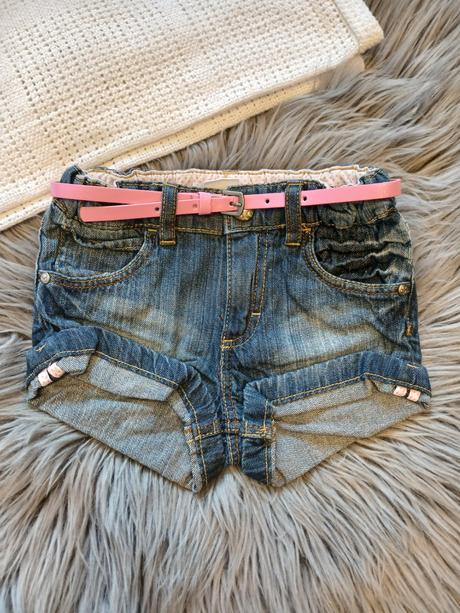 Dievčenské džínsové šortky s ružovým opaskom (74), h&m,74