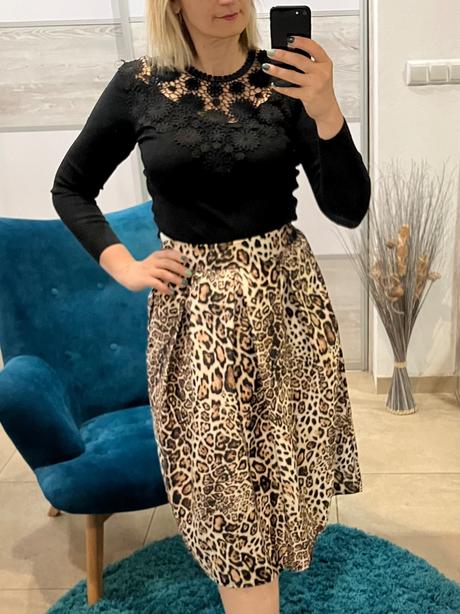 Dámske vrúbkované tričko s čipkou, m / s