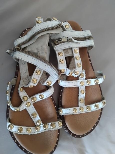 Biele gladuatorky, 37