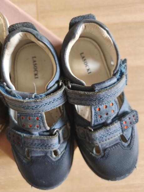 Dvoje prezuvky sandále 25 a 26vel, lasocki,25
