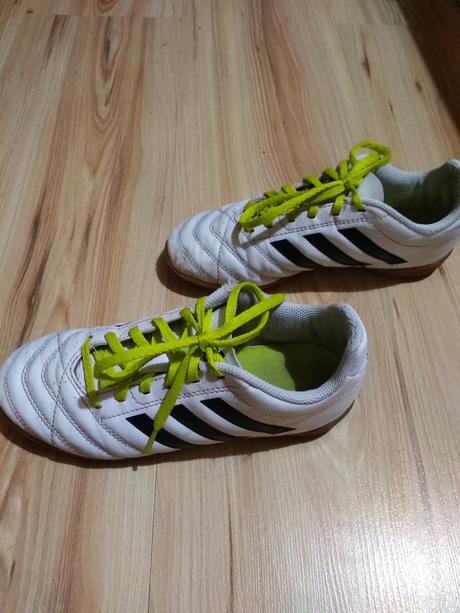 Halovky, adidas,35