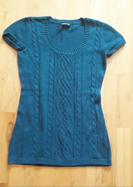 Veľmi pekná vesta/pulover s krátkymi rukávmi, s