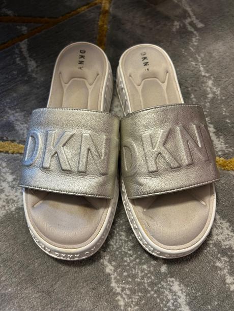Šlapky, dkny,38