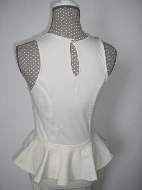 1337. šaty znač., atmosphere,xs