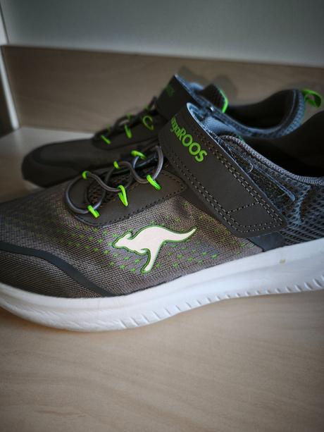 Tenisky, kangaroos,35
