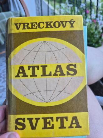 Vreckovy atlas sveta retro, 