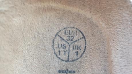 Ortopedické šlapky/prezúvky, 32