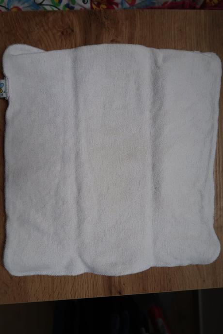 Fialový prefold, majab