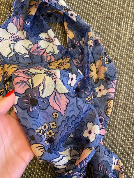 Šál/šatka s kvetinami, 