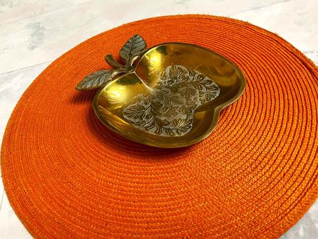 Mosadzné jabĺčko, 