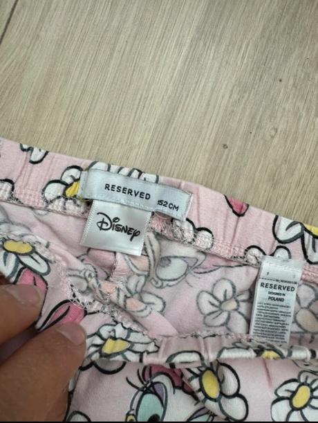 Bermudy, reserved,152