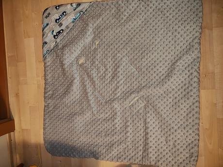 Deka do autosedačky,