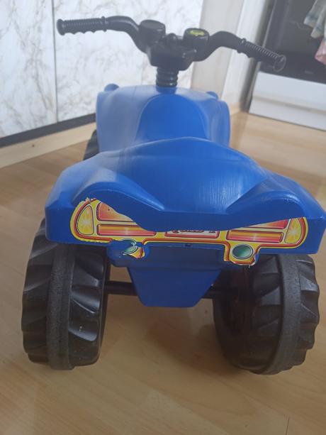 Štvorkolka odrážadlo, 